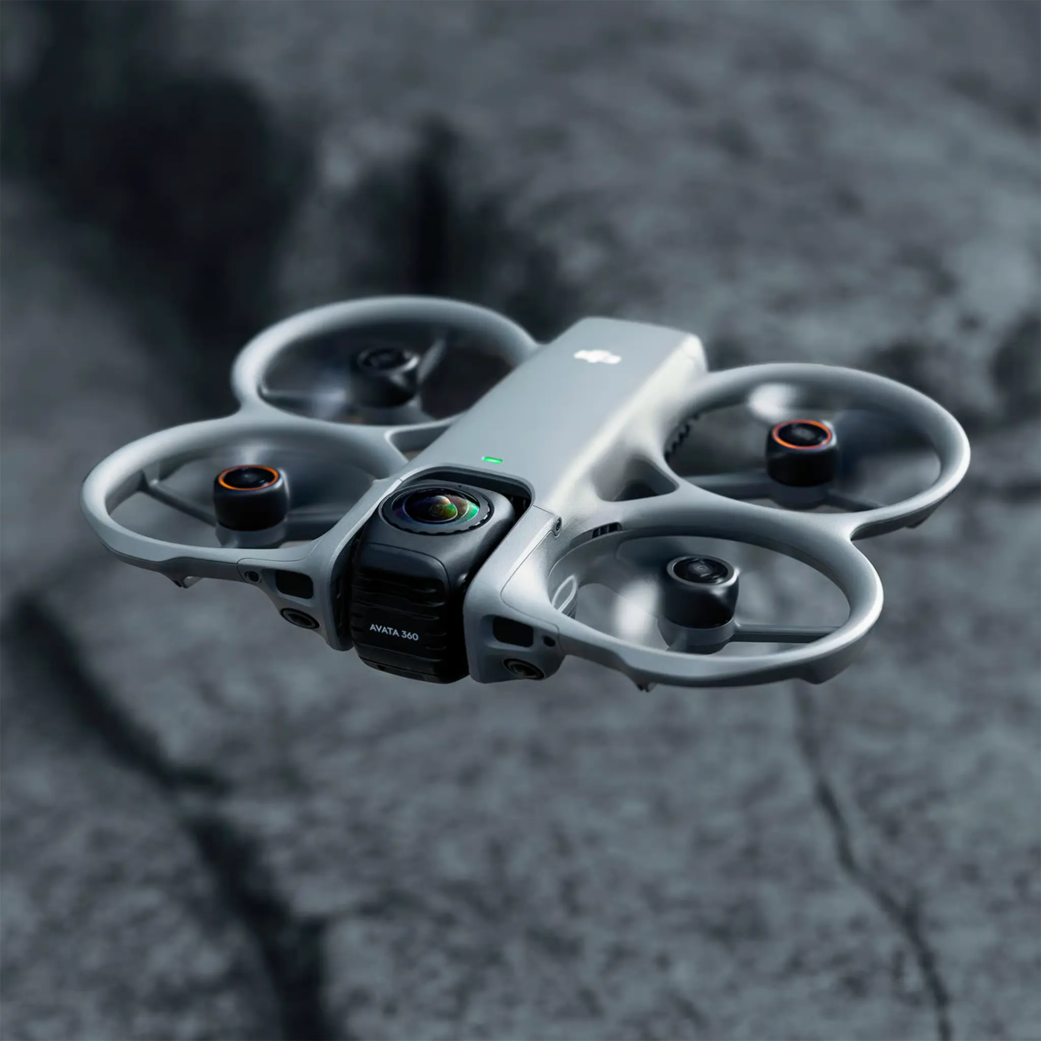 DJI Avata 360 - Including RC331 Smart Controller Action