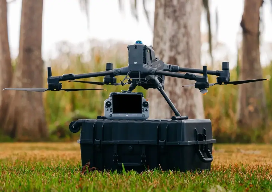 DJI Matrice 400 (EU) C6 AP100 SP Plus COMBO 1