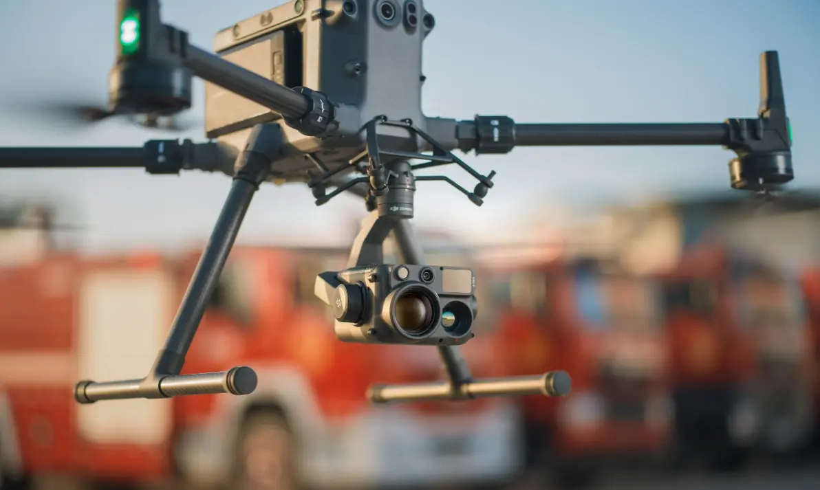 DJI Matrice 400 Live Inspection H30T, 21.5" Monitor, 3× Batteries, Charger & Launch Pad 2