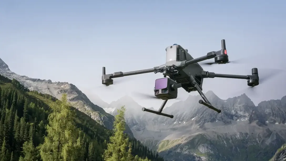 DJI Matrice 400 Mapping L3, 3× Batteries, Charger & Launch Pad 2
