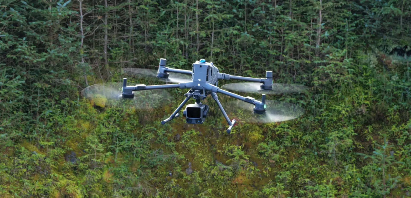 DJI Matrice 400 Mapping L3, 3× Batteries, Charger & Launch Pad 7