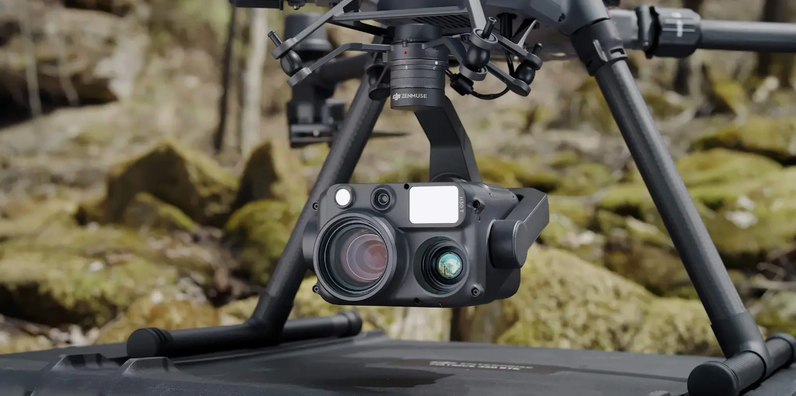 DJI Matrice 400 Thermal Complete H30T, S1, V1, 3× Batteries, Charger, Connectors & Launch Pad 3
