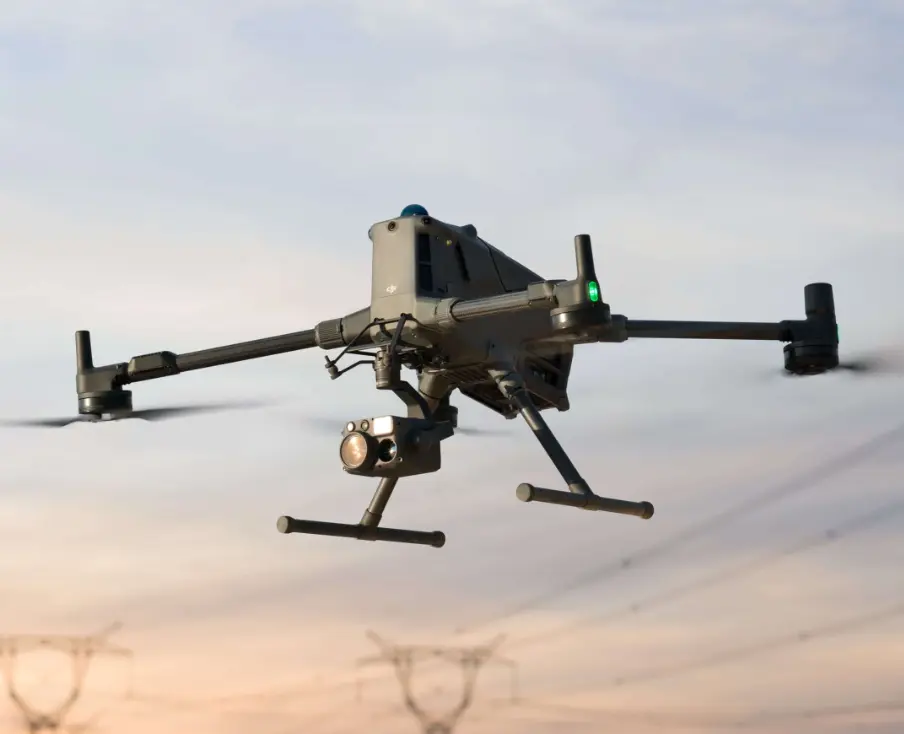 DJI Matrice 400 Thermal H30T, 3× Batteries, Charger & Launch Pad 4