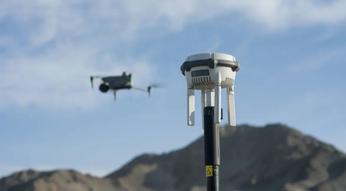 DJI Matrice 4D Mapping Plus D-RTK 3, 3× Batteries, RTK Case, GCPs & Launch Pad - afbeelding 2